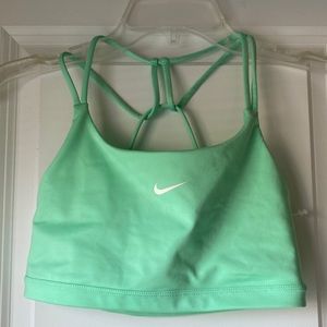 Nike Dri-Fit Mint Green Sports Bra in Medium